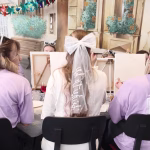 Junggesellinnenabschied Frankfurt - Sip and Paint als kreatives Event ist super beliebt - hier ist ein Frauen JGA beim malen